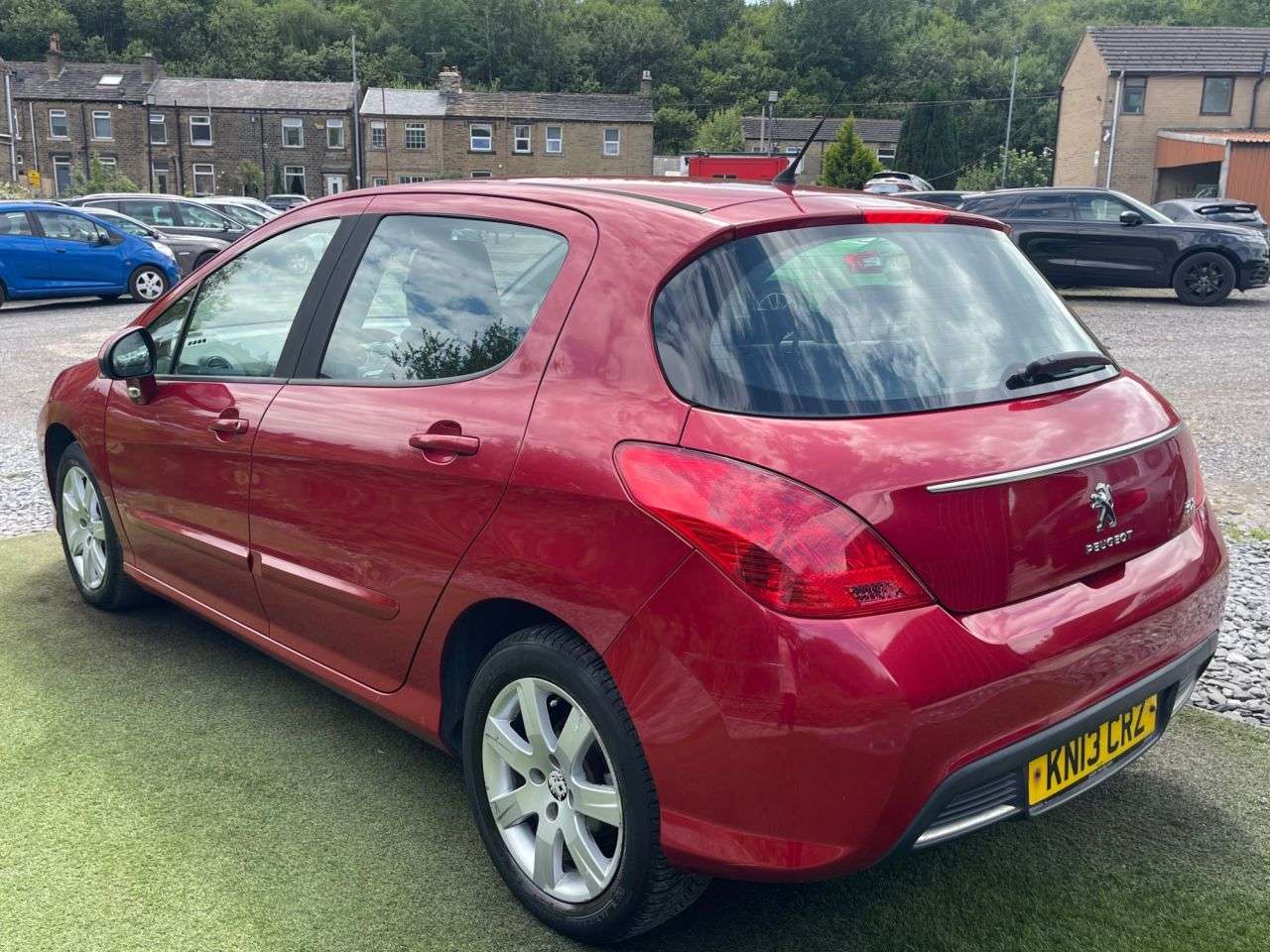 2013 PEUGEOT 308 2013 PEUGEOT 308