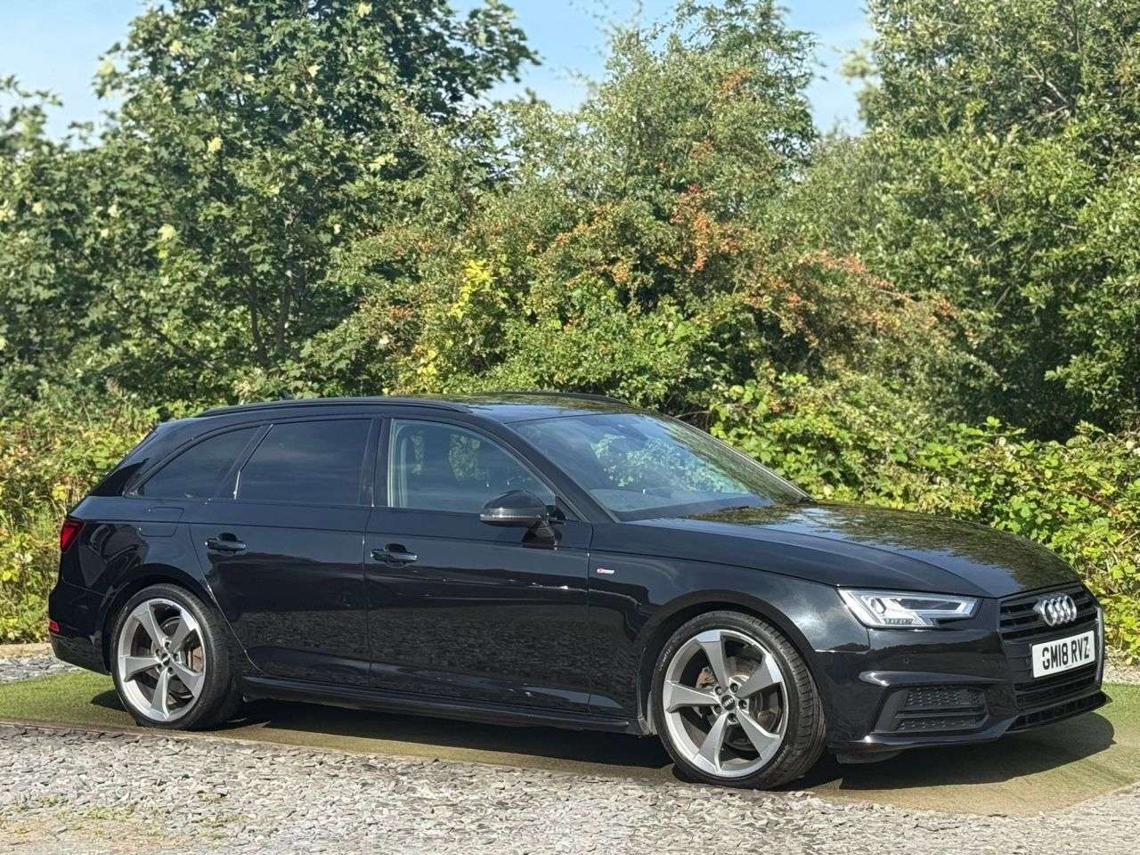 A 2018 AUDI A4 AVANT 2.0 TFSI Black Edition Estate 5dr Petrol S Tronic Euro 6 (s/s) (190 ps) DIG A 2018 AUDI A4 AVANT 2.0 TFSI Black Edition Estate 5dr Petrol S Tronic Euro 6 (s/s) (190 ps) DIG