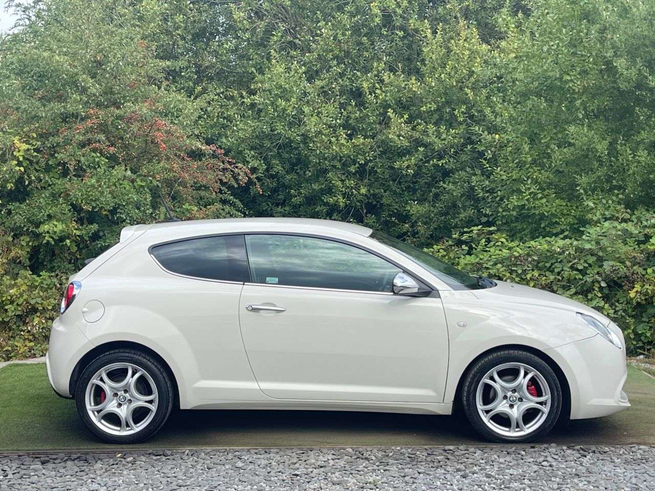2015 ALFA ROMEO MITO 2015 ALFA ROMEO MITO