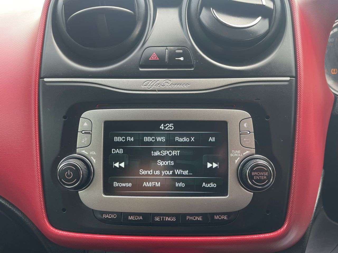 2015 ALFA ROMEO MITO 2015 ALFA ROMEO MITO