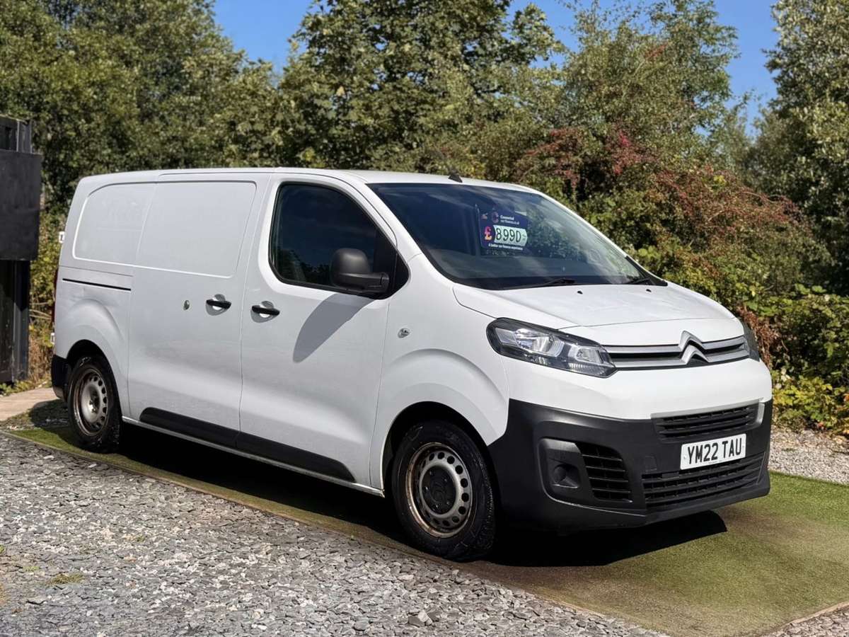 Check out this Citroen Dispatch 2022 Diesel Manual