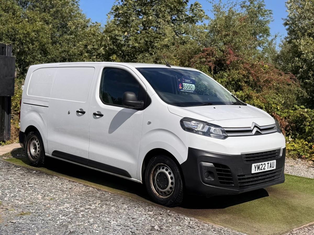 Check out this Citroen Dispatch 2022 Diesel Manual