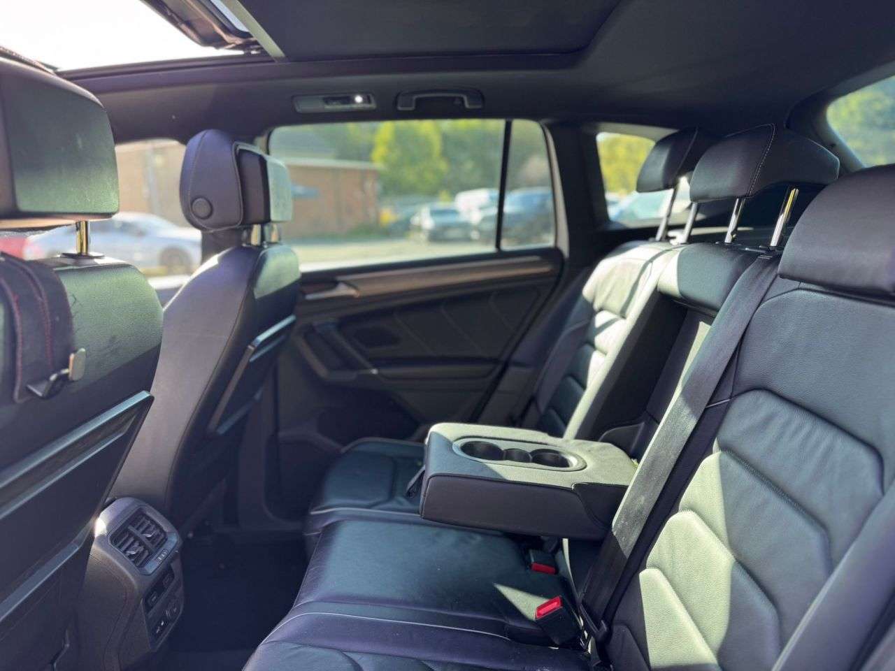 2018 VOLKSWAGEN TIGUAN 2018 VOLKSWAGEN TIGUAN