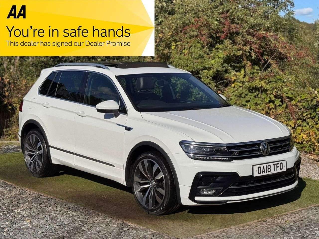 A 2018 VOLKSWAGEN TIGUAN 2.0 TDI R-Line SUV 5dr Diesel DSG Euro 6 (s/s) (150 ps) A 2018 VOLKSWAGEN TIGUAN 2.0 TDI R-Line SUV 5dr Diesel DSG Euro 6 (s/s) (150 ps)