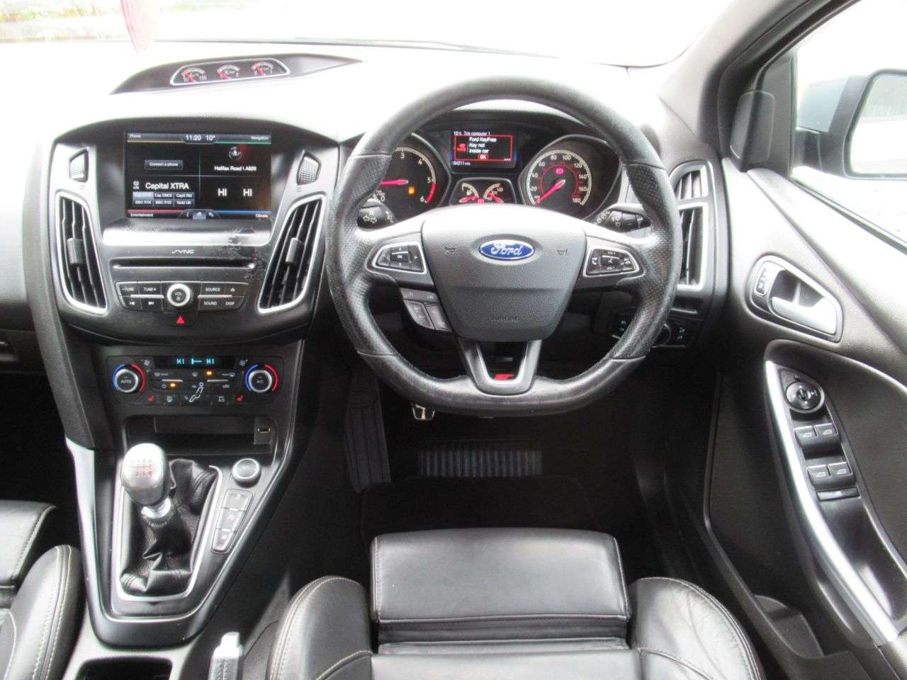 A 2016 FORD FOCUS 2.0 TDCi ST-3 Estate 5dr Diesel Manual Euro 6 (s/s) (185 ps) SUPER ECONOMIC A 2016 FORD FOCUS 2.0 TDCi ST-3 Estate 5dr Diesel Manual Euro 6 (s/s) (185 ps) SUPER ECONOMIC