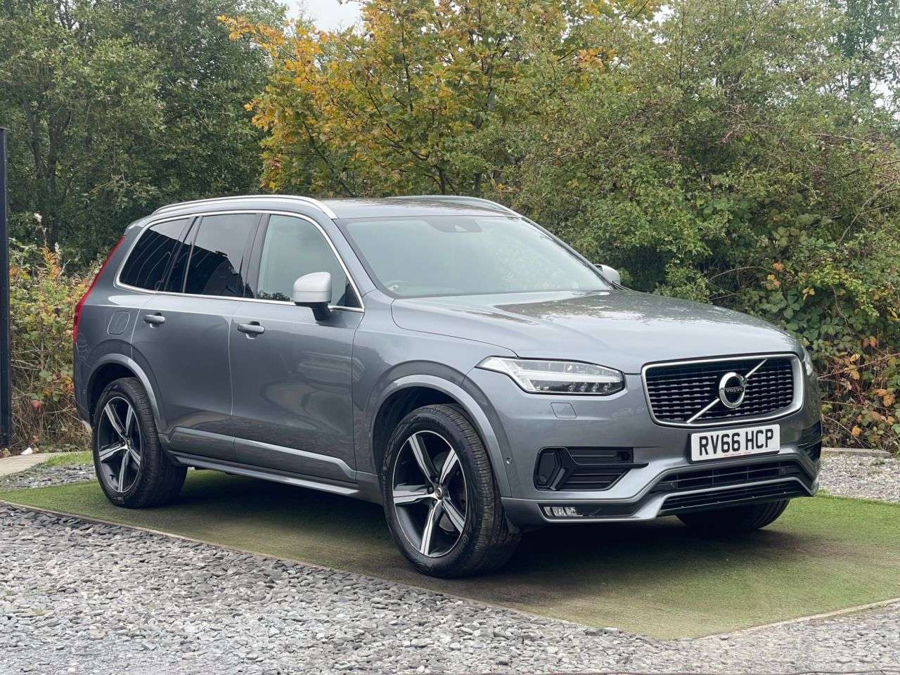 A 2016 VOLVO XC90 2.0 D5 PowerPulse R-Design SUV 5dr Diesel Auto 4WD Euro 6 (s/s) (235 ps) AM A 2016 VOLVO XC90 2.0 D5 PowerPulse R-Design SUV 5dr Diesel Auto 4WD Euro 6 (s/s) (235 ps) AM