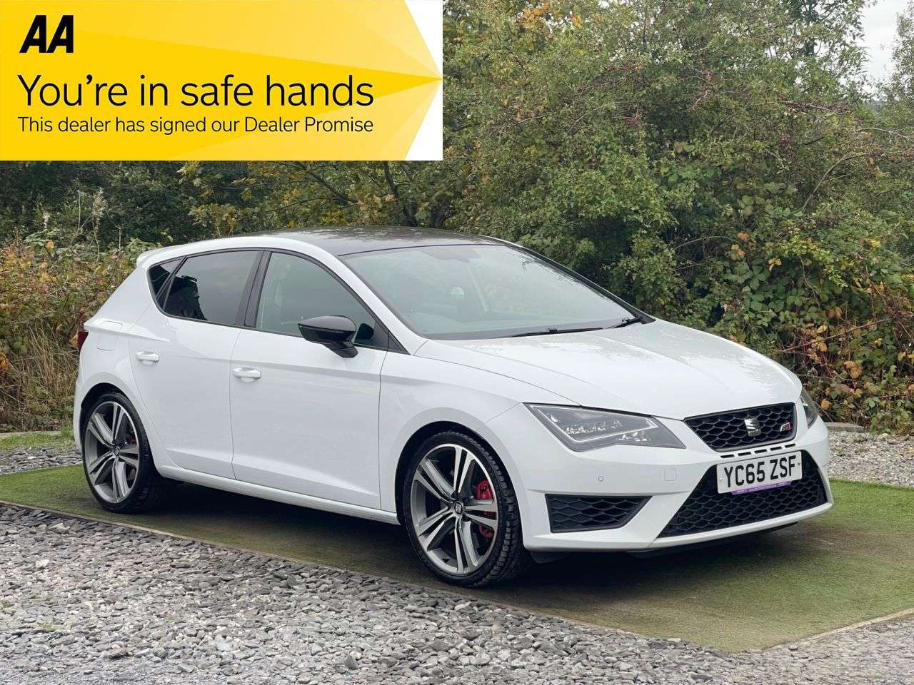 A 2015 SEAT LEON 2.0 TSI Cupra 280 Hatchback 5dr Petrol Manual Euro 6 (s/s) (280 ps) 6 MONTH A 2015 SEAT LEON 2.0 TSI Cupra 280 Hatchback 5dr Petrol Manual Euro 6 (s/s) (280 ps) 6 MONTH
