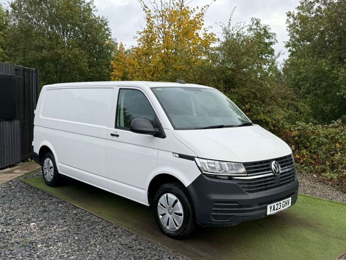 Check out this Volkswagen Transporter 2023 Diesel Manual