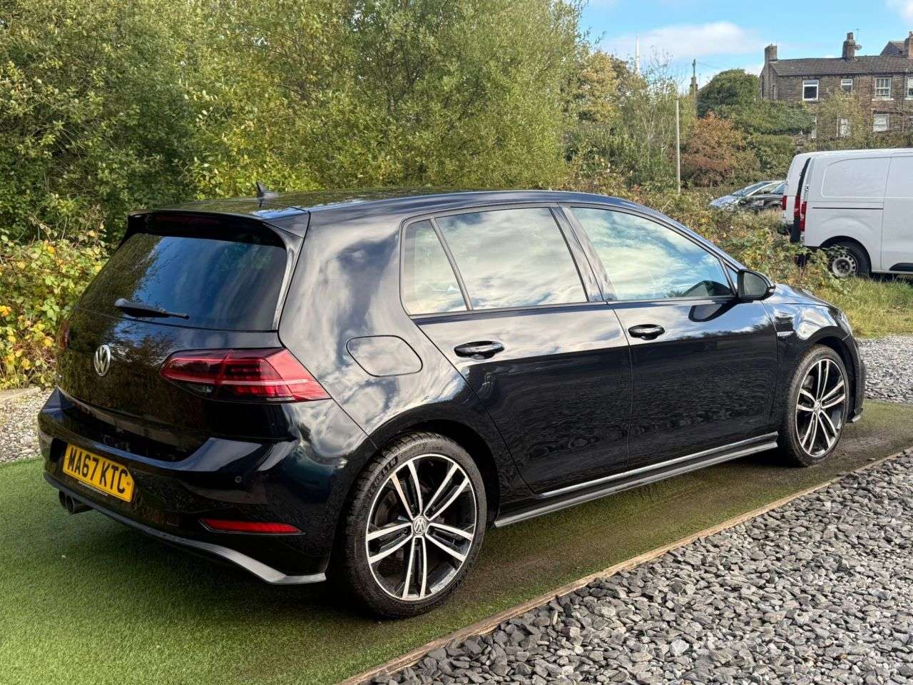 2017 VOLKSWAGEN GOLF 2017 VOLKSWAGEN GOLF