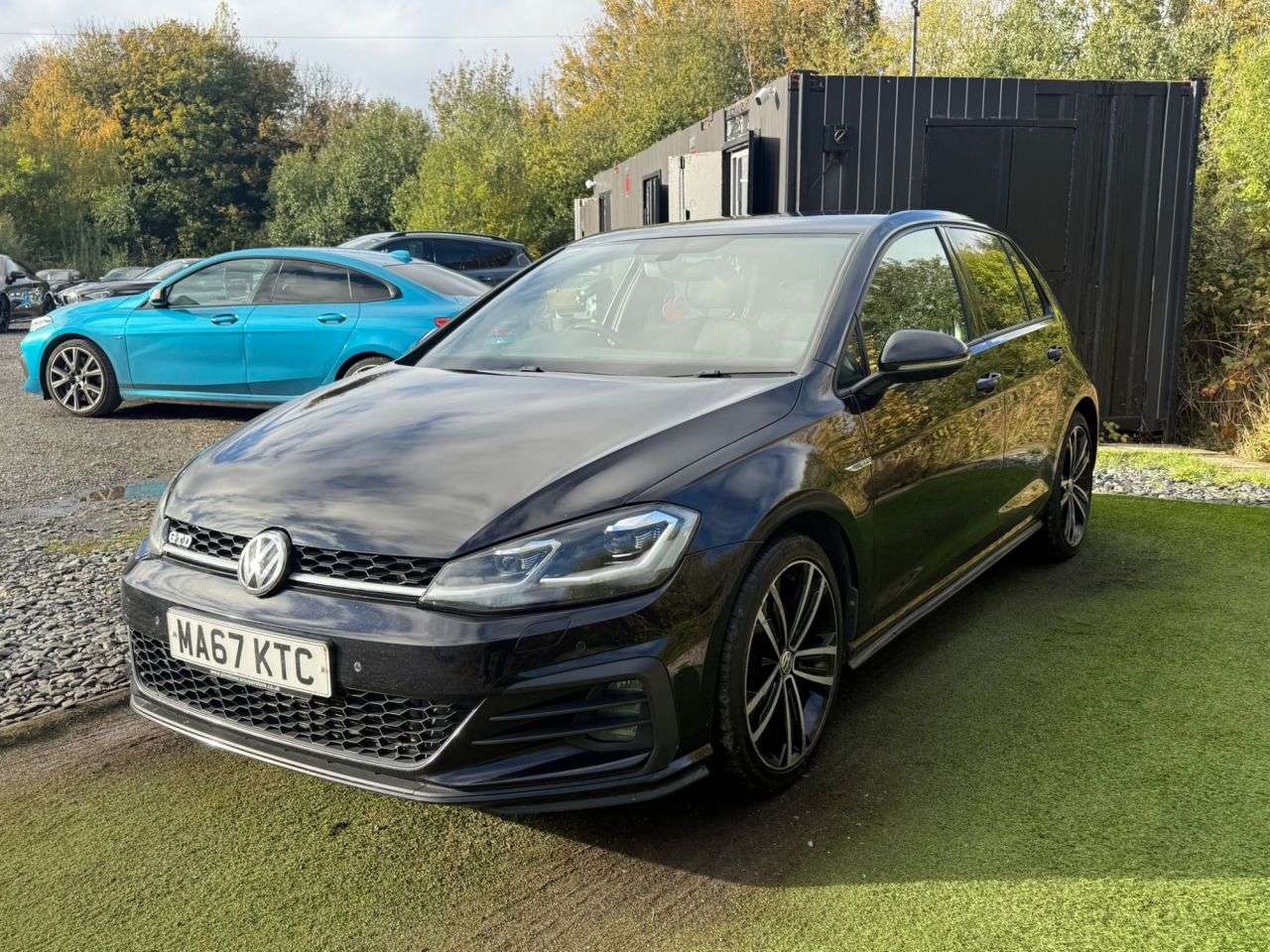 2017 VOLKSWAGEN GOLF 2017 VOLKSWAGEN GOLF