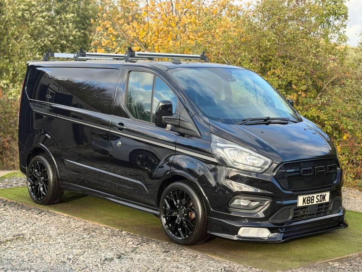 Check out this Ford Transit Custom 2021 Diesel Manual