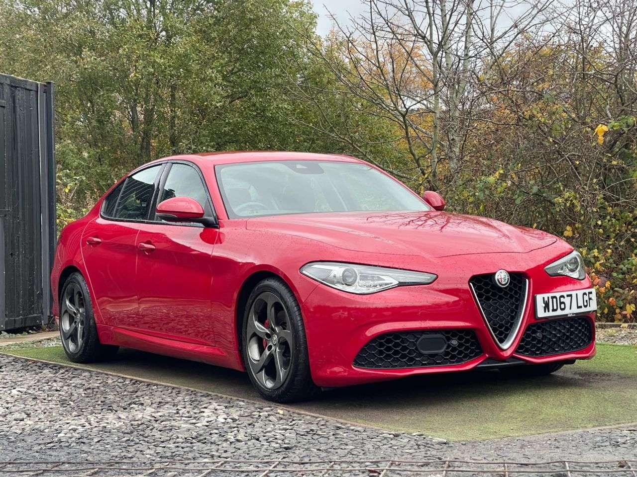 A 2018 ALFA ROMEO GIULIA 2.2 TD Speciale Saloon 4dr Diesel Auto Euro 6 (s/s) (180 ps) 6 MONTHS WARRA A 2018 ALFA ROMEO GIULIA 2.2 TD Speciale Saloon 4dr Diesel Auto Euro 6 (s/s) (180 ps) 6 MONTHS WARRA