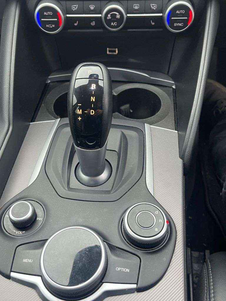 2018 ALFA ROMEO GIULIA 2018 ALFA ROMEO GIULIA