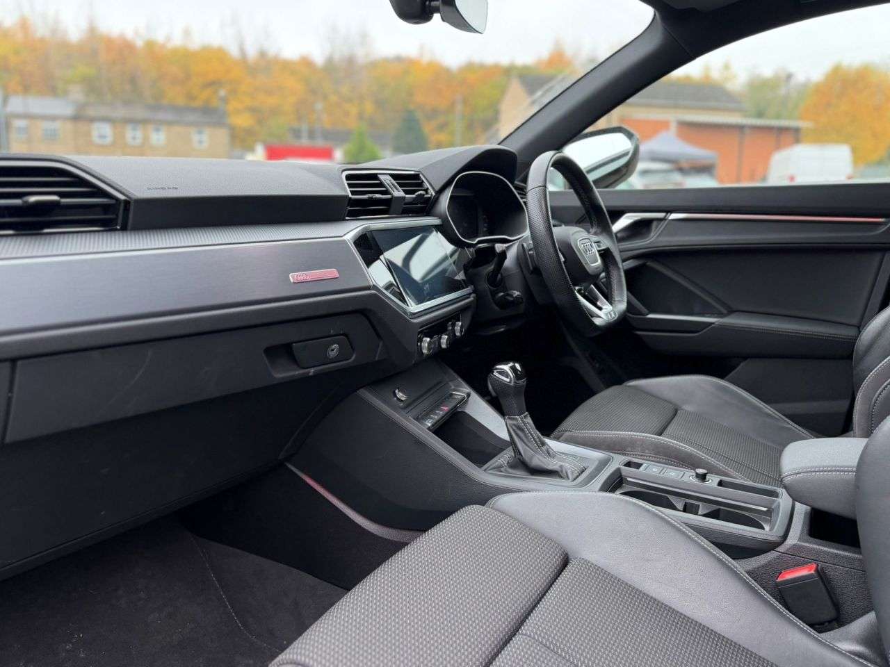 2021 AUDI Q3 2021 AUDI Q3