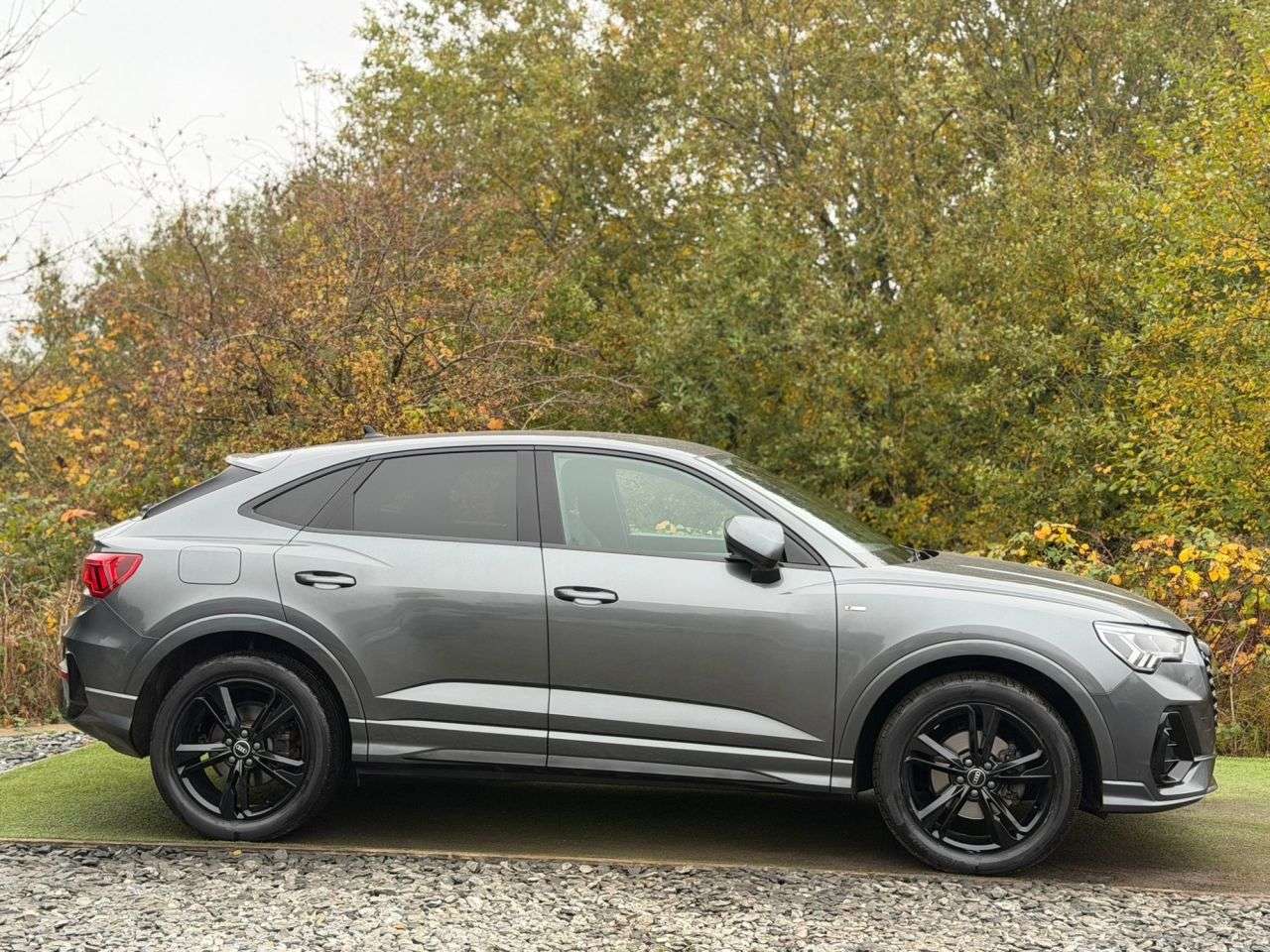 2021 AUDI Q3 2021 AUDI Q3