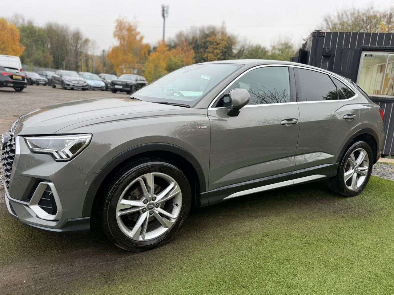 2020 AUDI Q3 2020 AUDI Q3