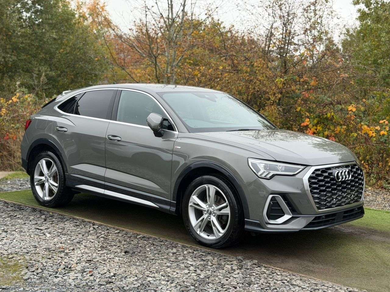 2020 AUDI Q3 2020 AUDI Q3
