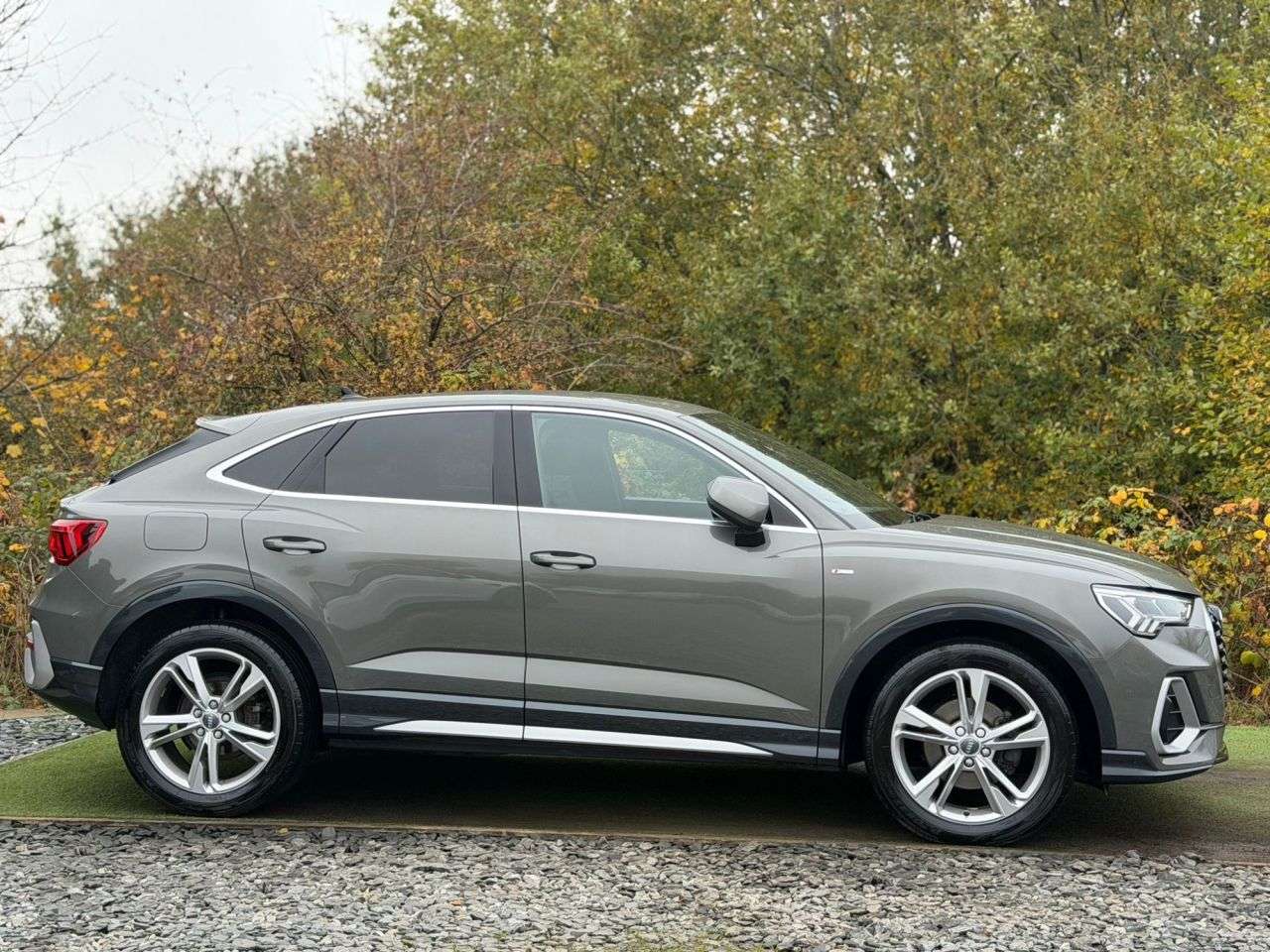 2020 AUDI Q3 2020 AUDI Q3