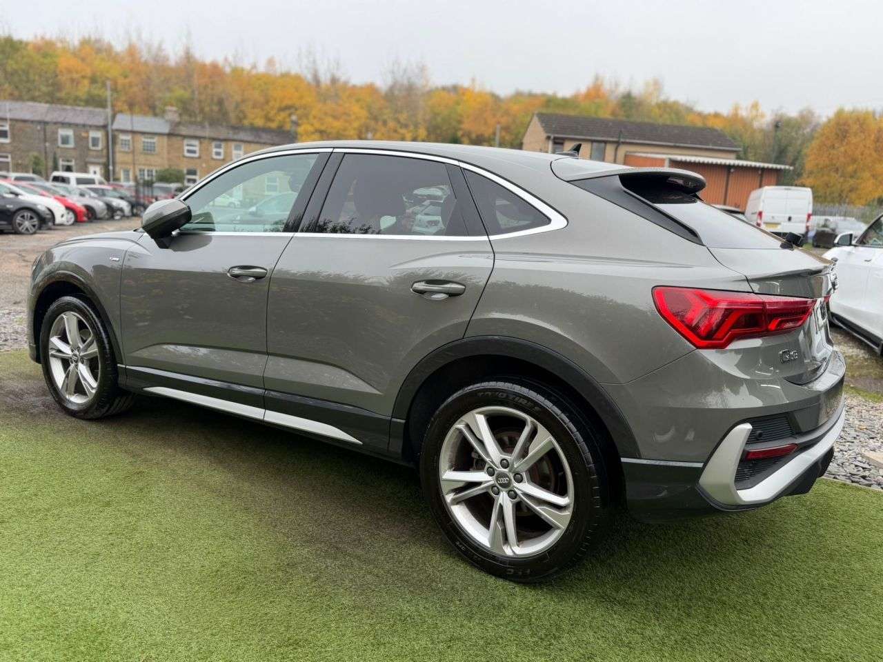 2020 AUDI Q3 2020 AUDI Q3