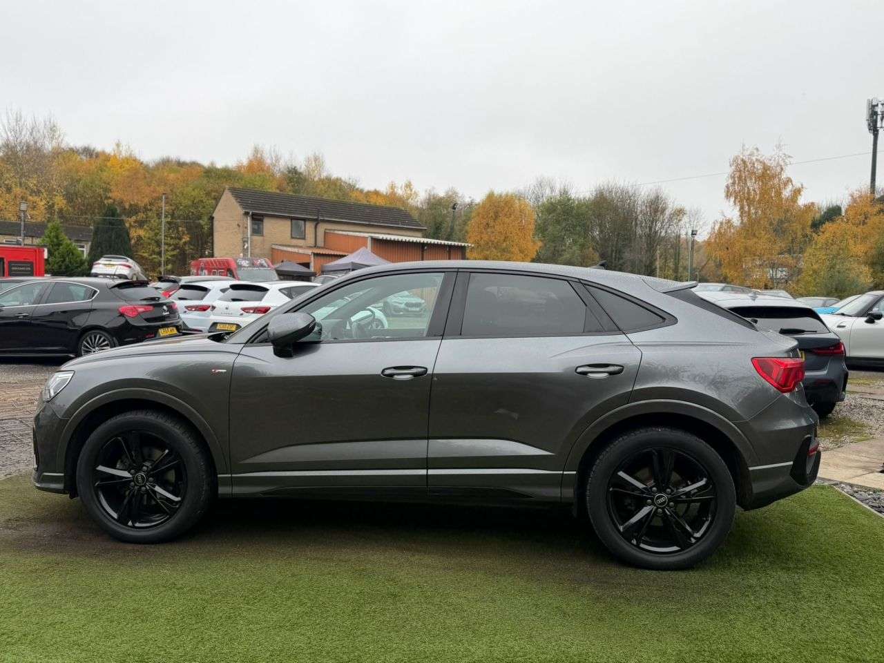 2020 AUDI Q3 2020 AUDI Q3