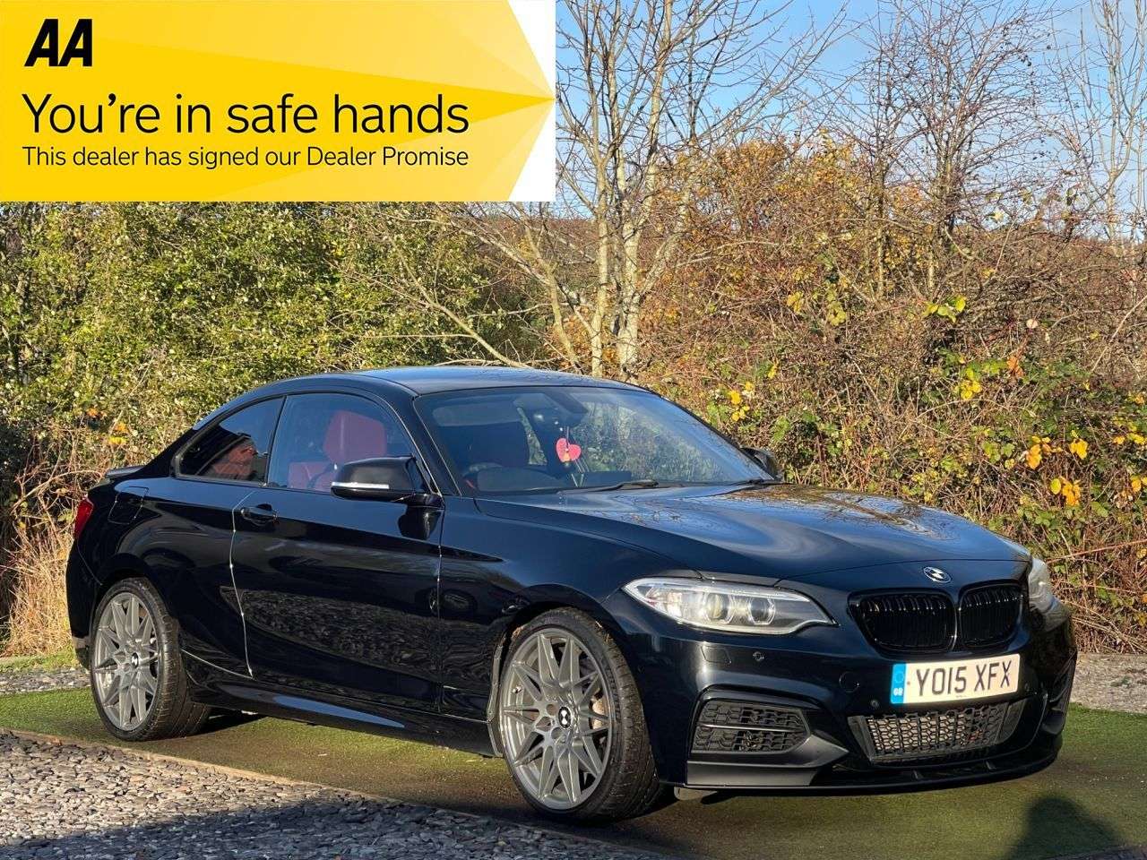 A 2015 BMW 2 SERIES 3.0 M235i Coupe 2dr Petrol Auto Euro 6 (s/s) (326 ps) CARBON FIBER INTERIOR A 2015 BMW 2 SERIES 3.0 M235i Coupe 2dr Petrol Auto Euro 6 (s/s) (326 ps) CARBON FIBER INTERIOR