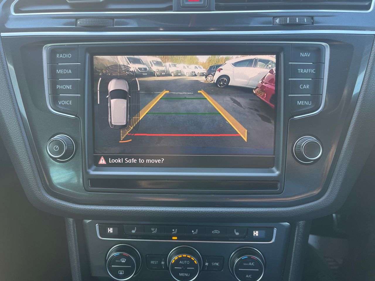 2017 VOLKSWAGEN TIGUAN 2017 VOLKSWAGEN TIGUAN