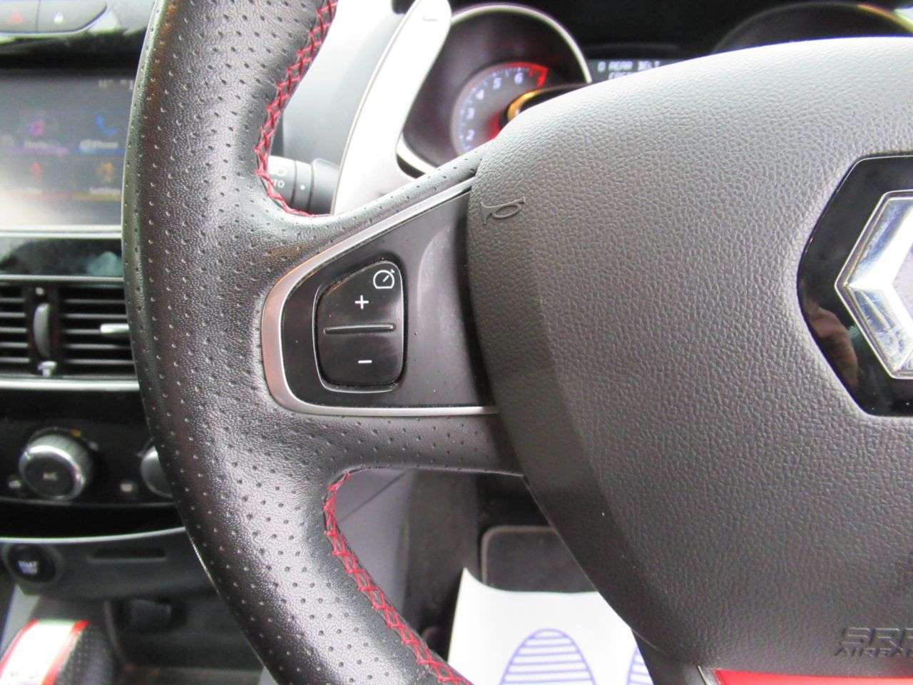 2018 RENAULT CLIO 2018 RENAULT CLIO