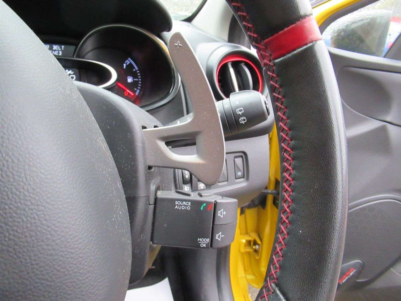 2018 RENAULT CLIO 2018 RENAULT CLIO