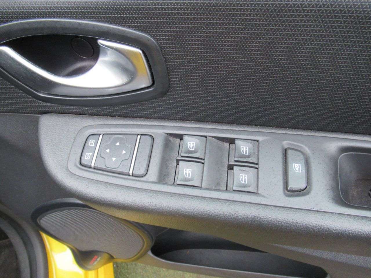 2018 RENAULT CLIO 2018 RENAULT CLIO