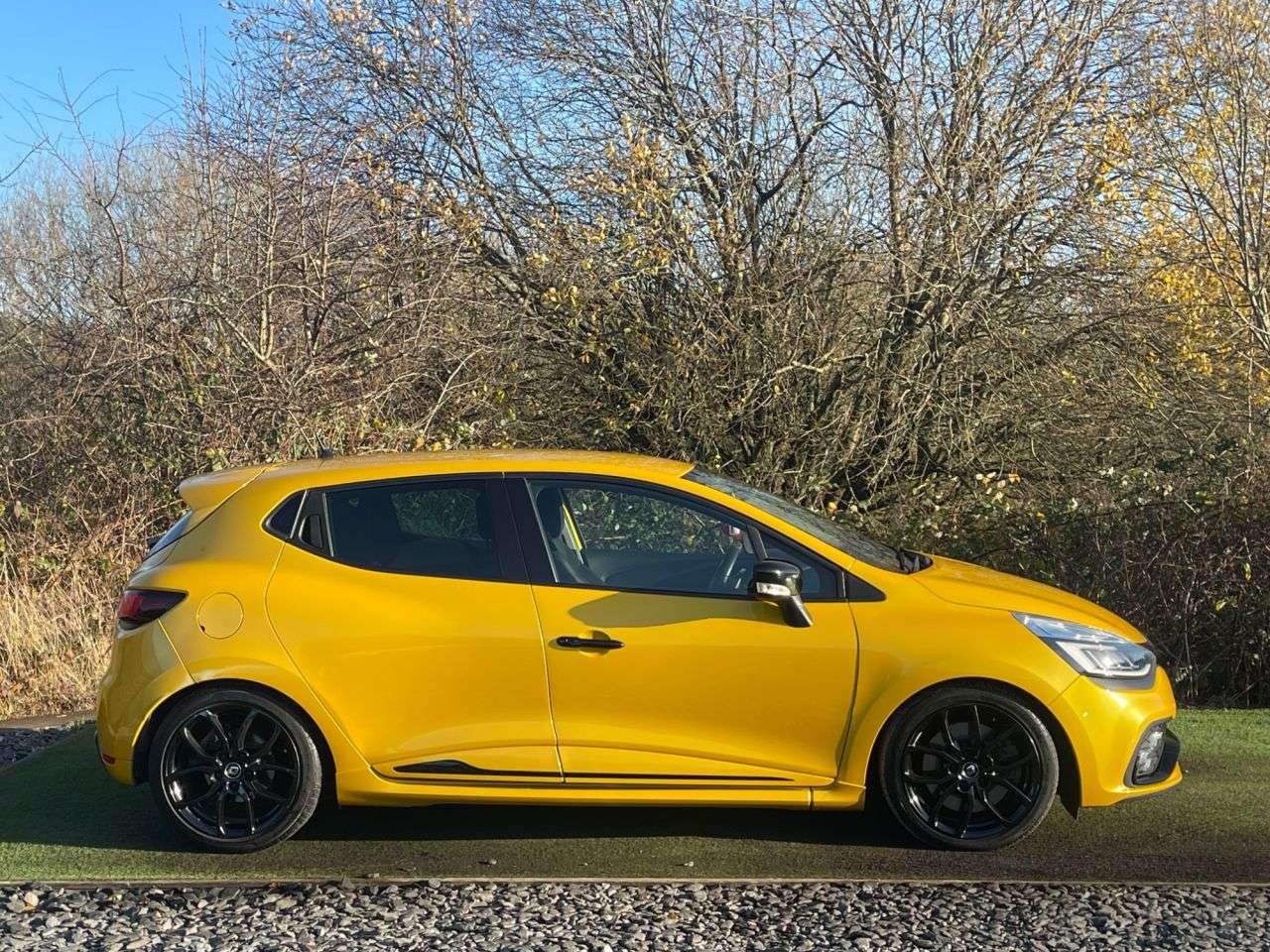 2018 RENAULT CLIO 2018 RENAULT CLIO