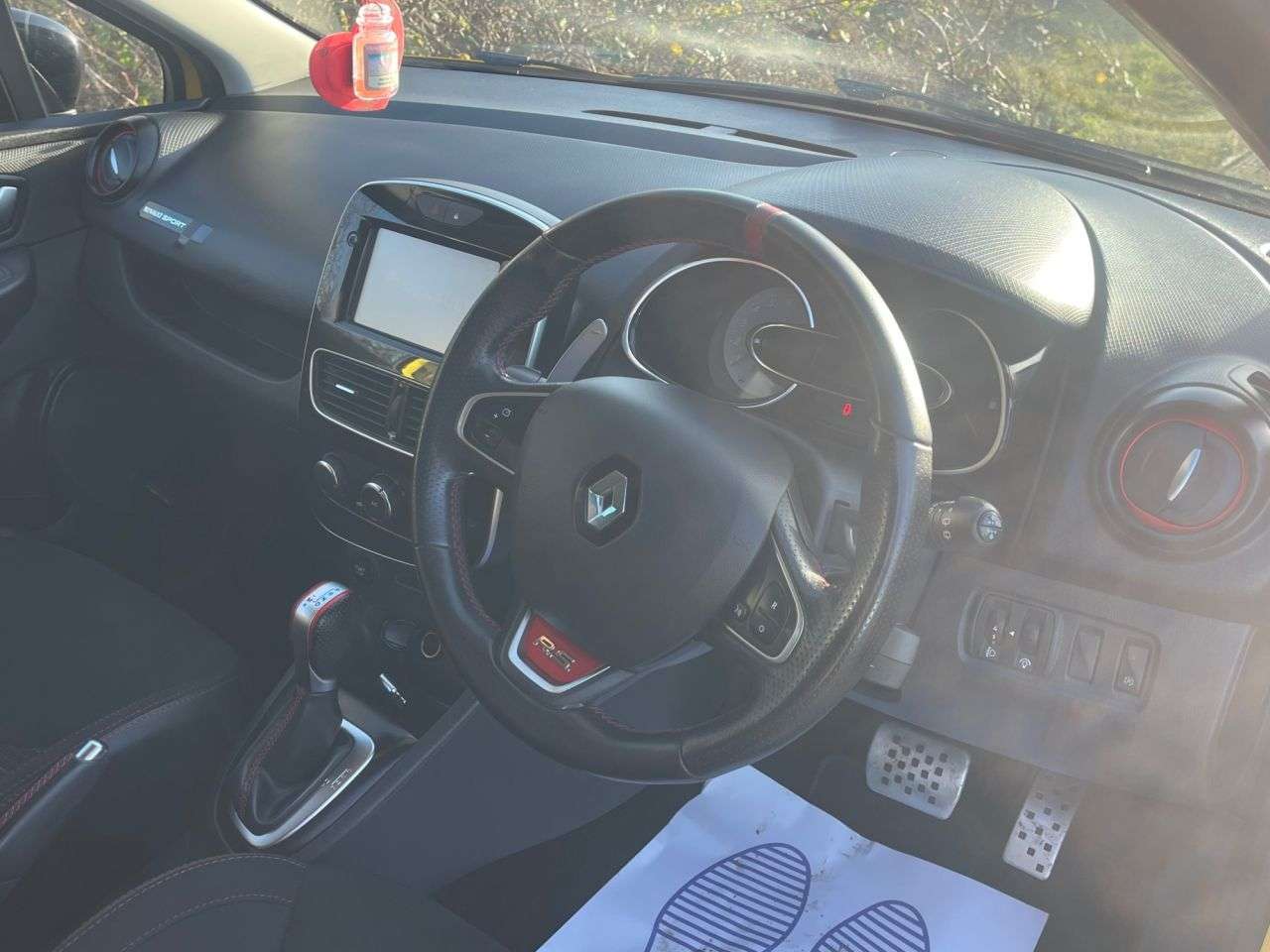 2018 RENAULT CLIO 2018 RENAULT CLIO