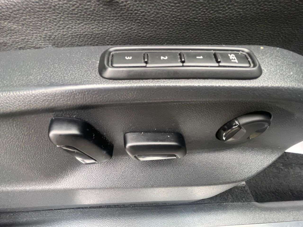 2017 VOLKSWAGEN TIGUAN 2017 VOLKSWAGEN TIGUAN