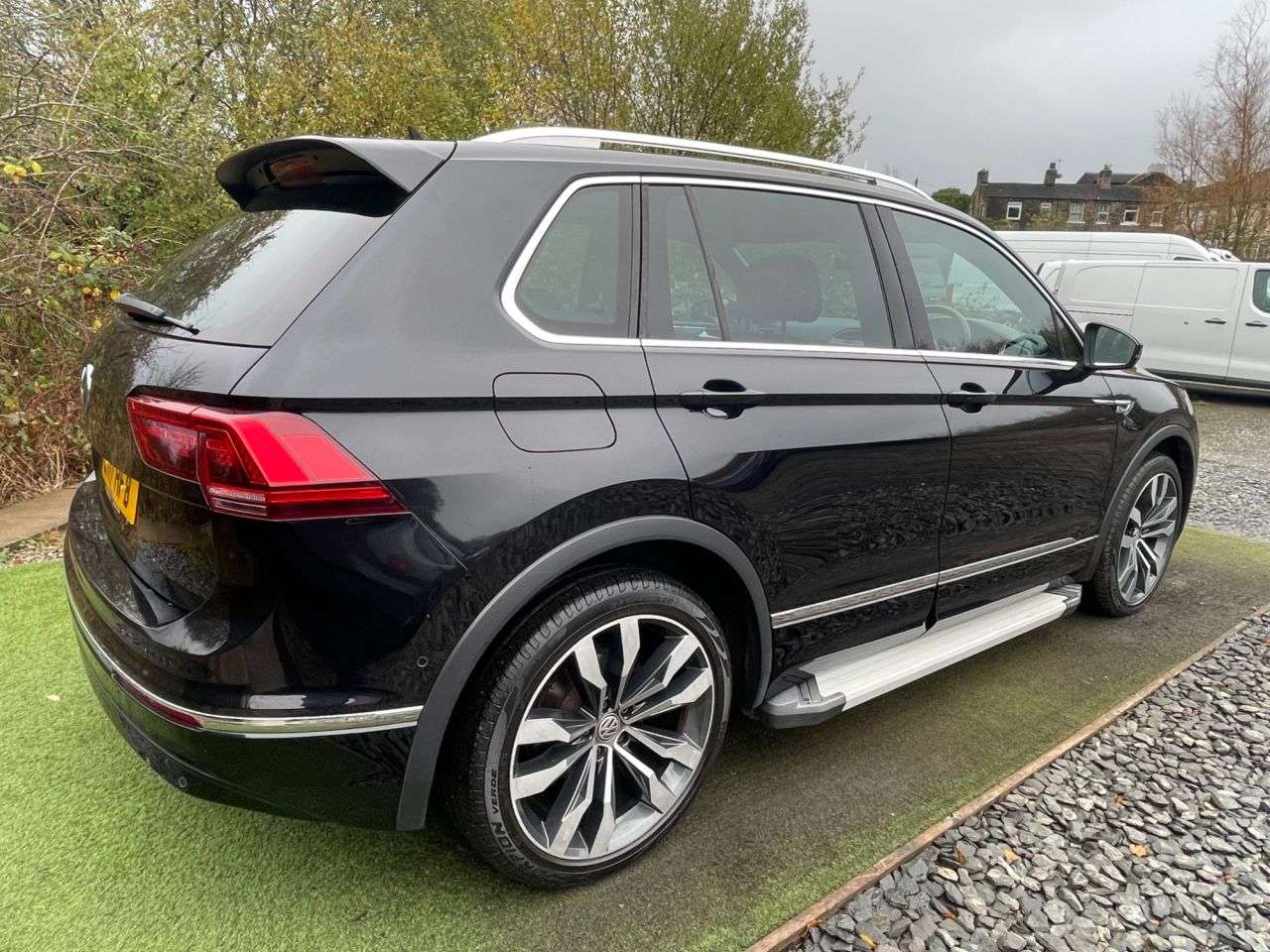 2017 VOLKSWAGEN TIGUAN 2017 VOLKSWAGEN TIGUAN