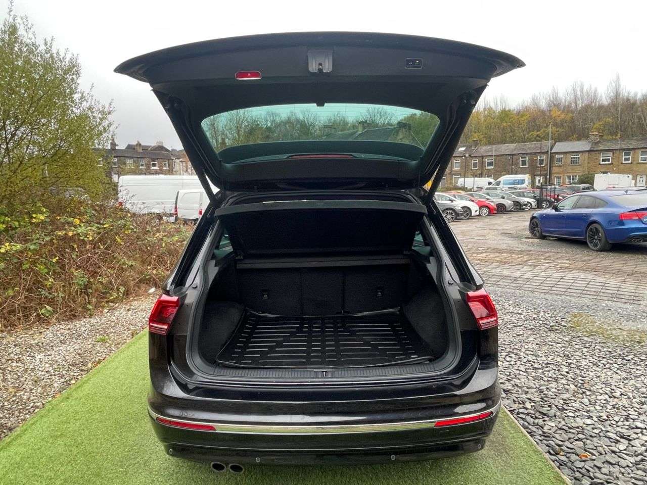 2017 VOLKSWAGEN TIGUAN 2017 VOLKSWAGEN TIGUAN