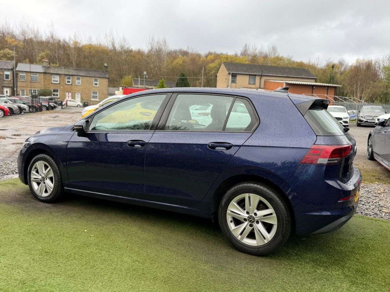 A 2022 VOLKSWAGEN GOLF 2.0 TDI Life Hatchback 5dr Diesel Manual Euro 6 (s/s) (115 ps) 6 MONTHS WAR A 2022 VOLKSWAGEN GOLF 2.0 TDI Life Hatchback 5dr Diesel Manual Euro 6 (s/s) (115 ps) 6 MONTHS WAR