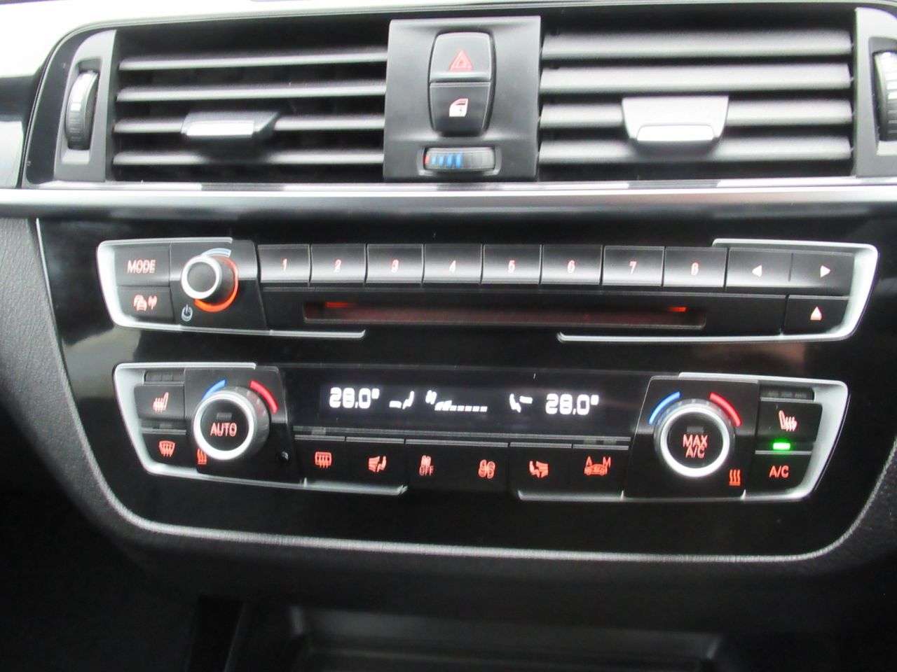 2018 BMW 1 SERIES 2018 BMW 1 SERIES