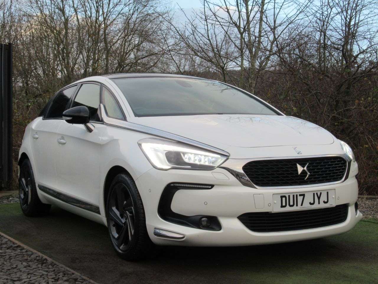 2017 DS AUTOMOBILES DS 5 2017 DS AUTOMOBILES DS 5