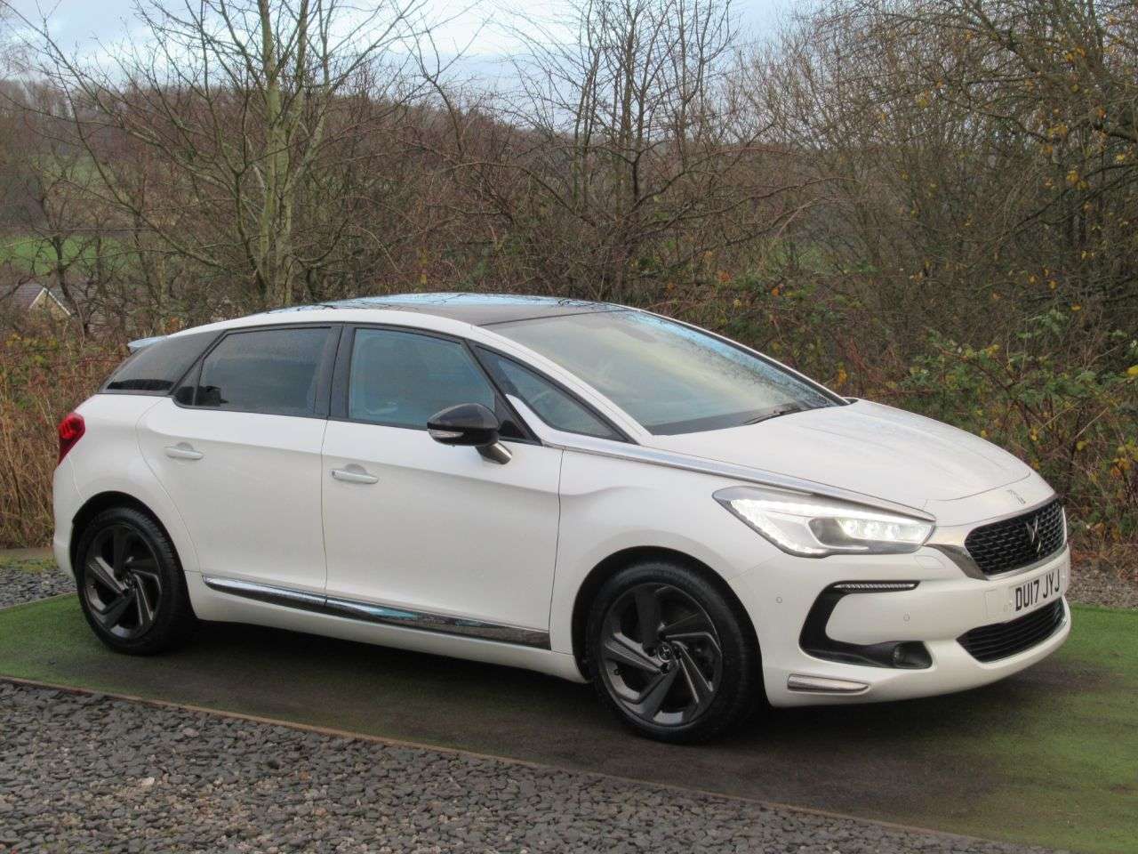 2017 DS AUTOMOBILES DS 5 2017 DS AUTOMOBILES DS 5