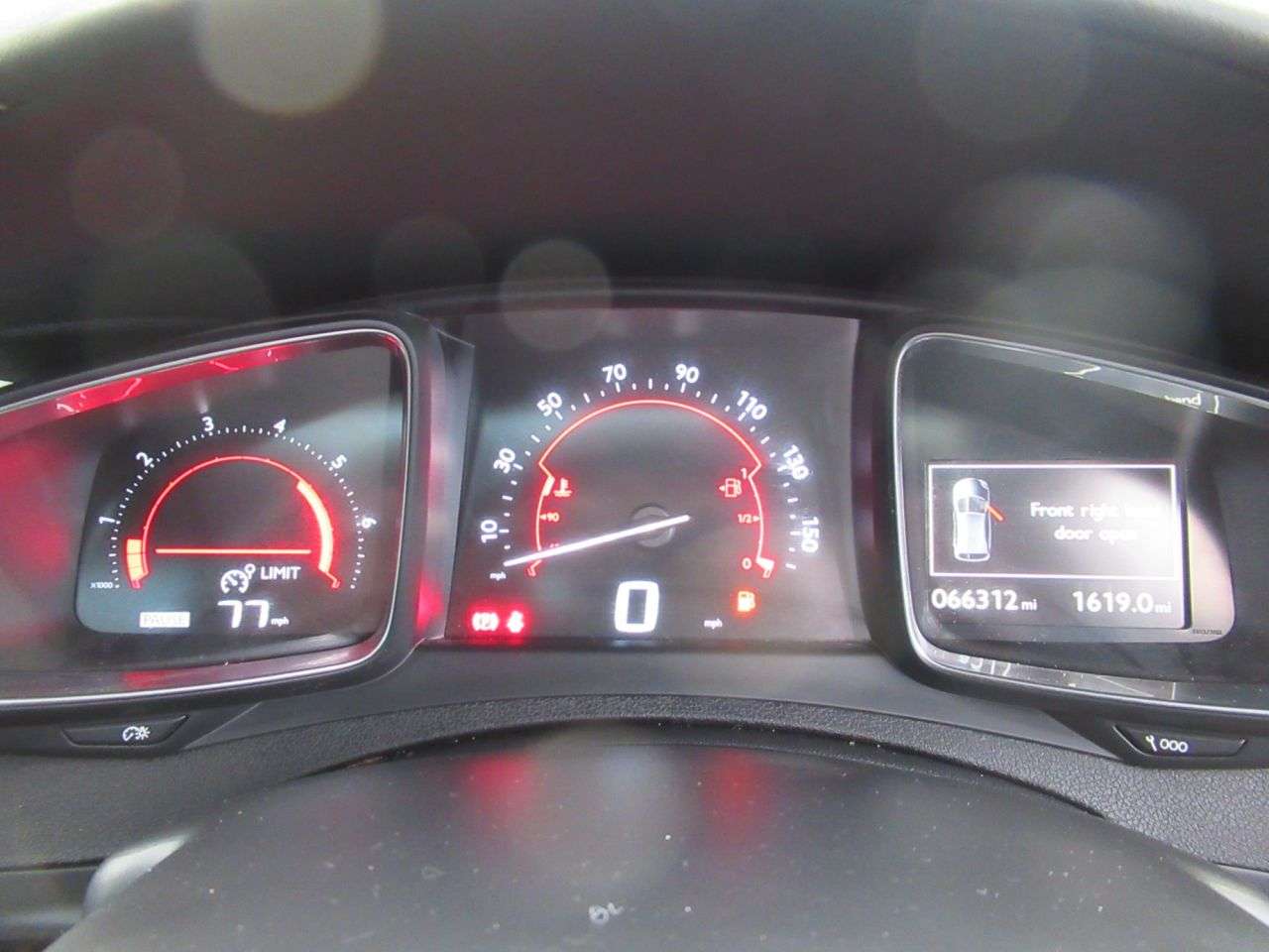 2017 DS AUTOMOBILES DS 5 2017 DS AUTOMOBILES DS 5