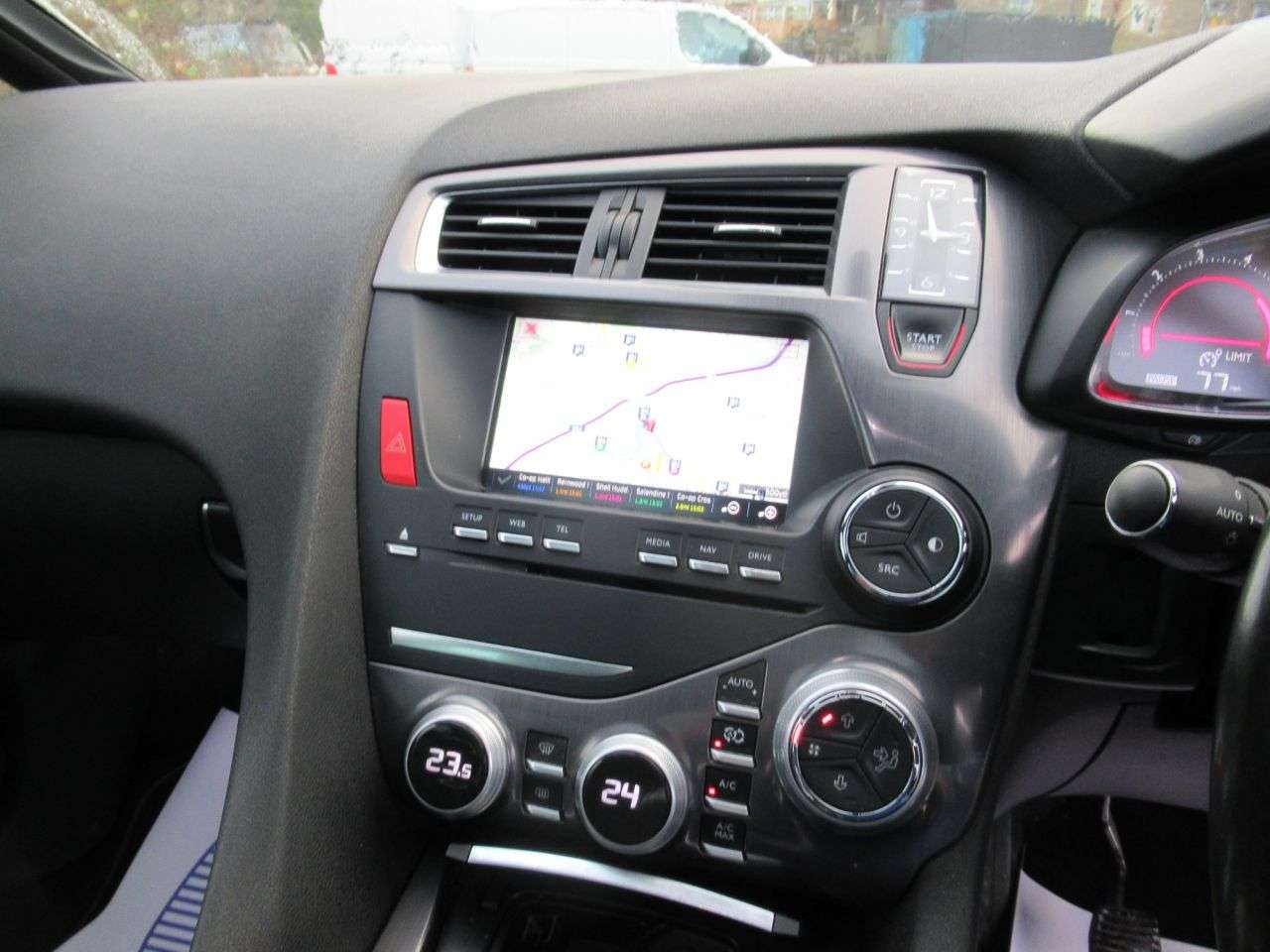 2017 DS AUTOMOBILES DS 5 2017 DS AUTOMOBILES DS 5