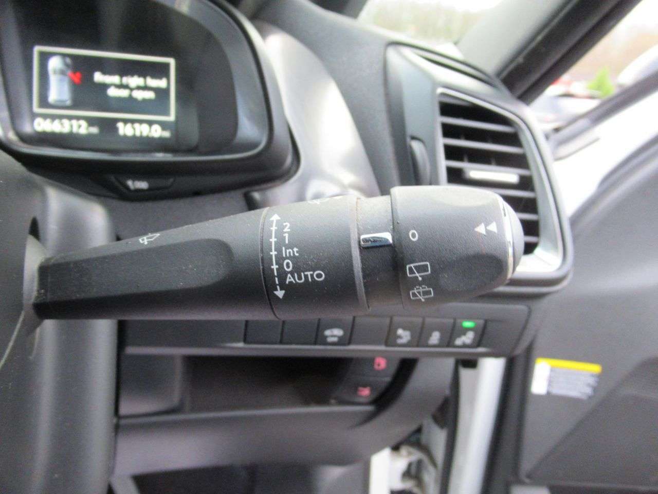 2017 DS AUTOMOBILES DS 5 2017 DS AUTOMOBILES DS 5