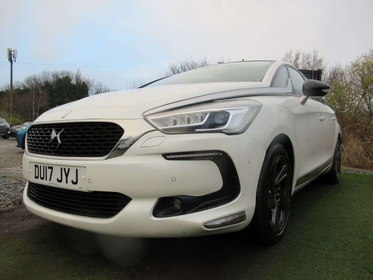 2017 DS AUTOMOBILES DS 5 2017 DS AUTOMOBILES DS 5