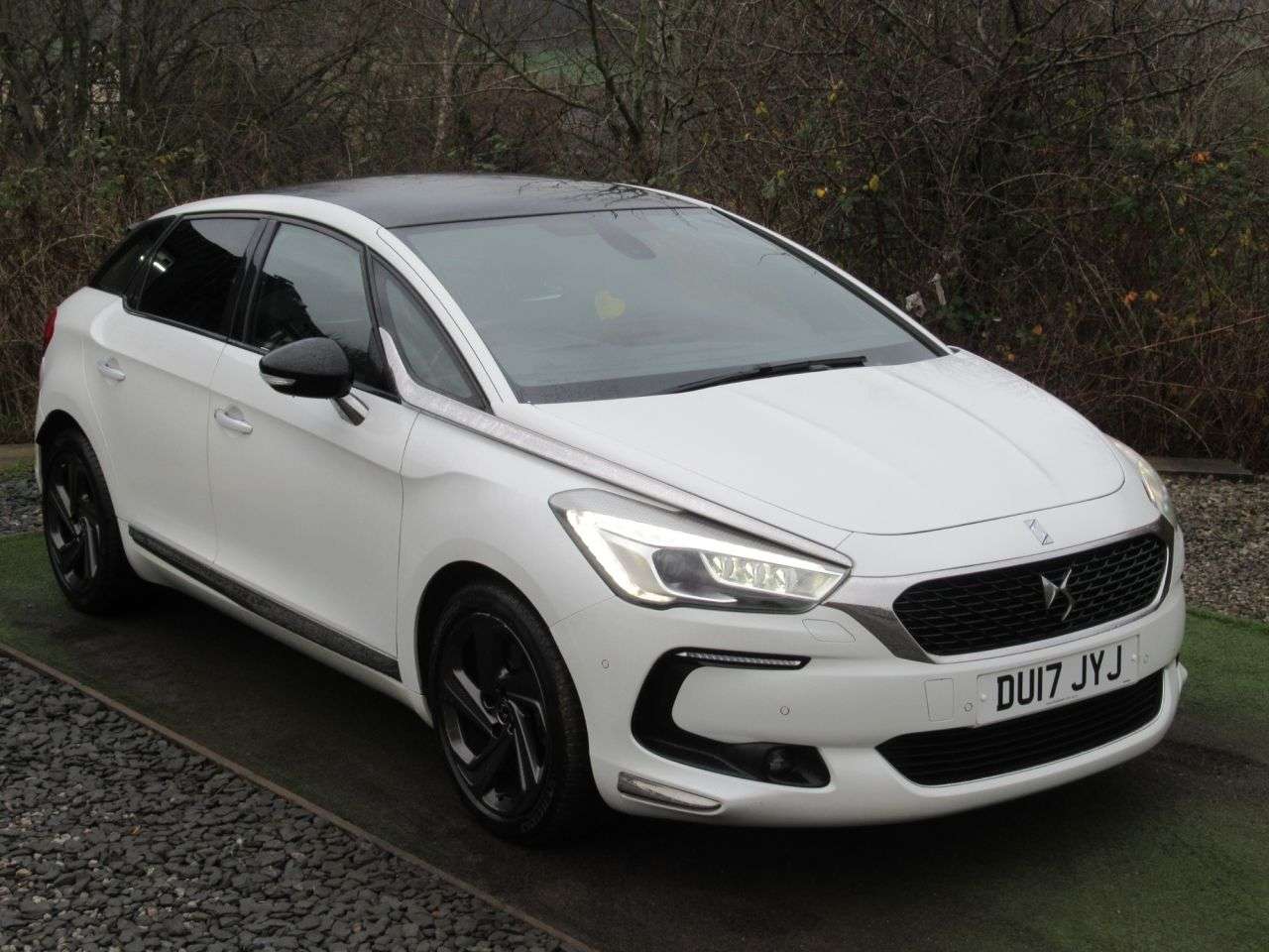 2017 DS AUTOMOBILES DS 5 2017 DS AUTOMOBILES DS 5