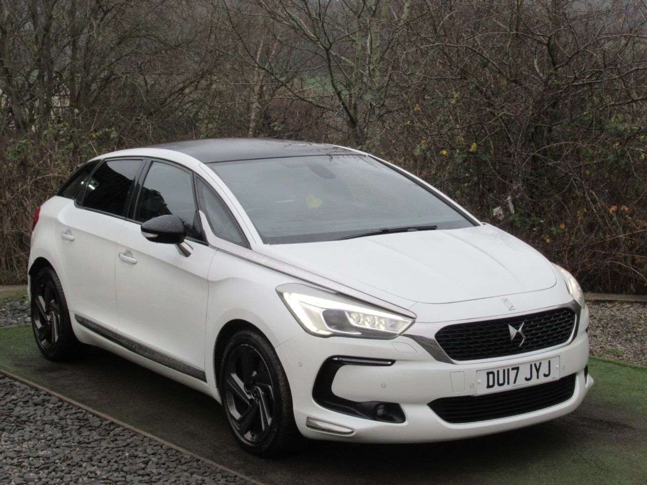 2017 DS AUTOMOBILES DS 5 2017 DS AUTOMOBILES DS 5