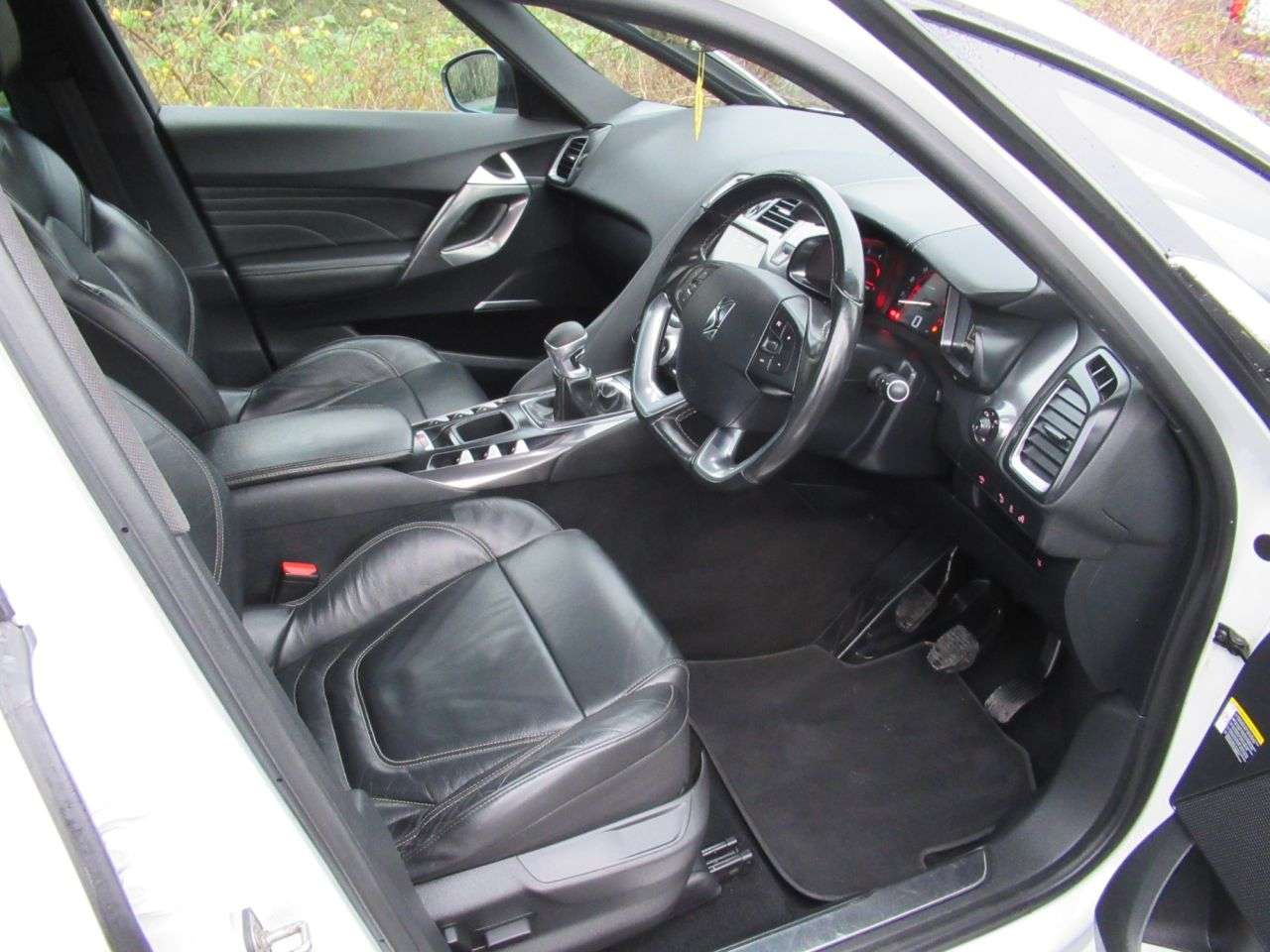 2017 DS AUTOMOBILES DS 5 2017 DS AUTOMOBILES DS 5