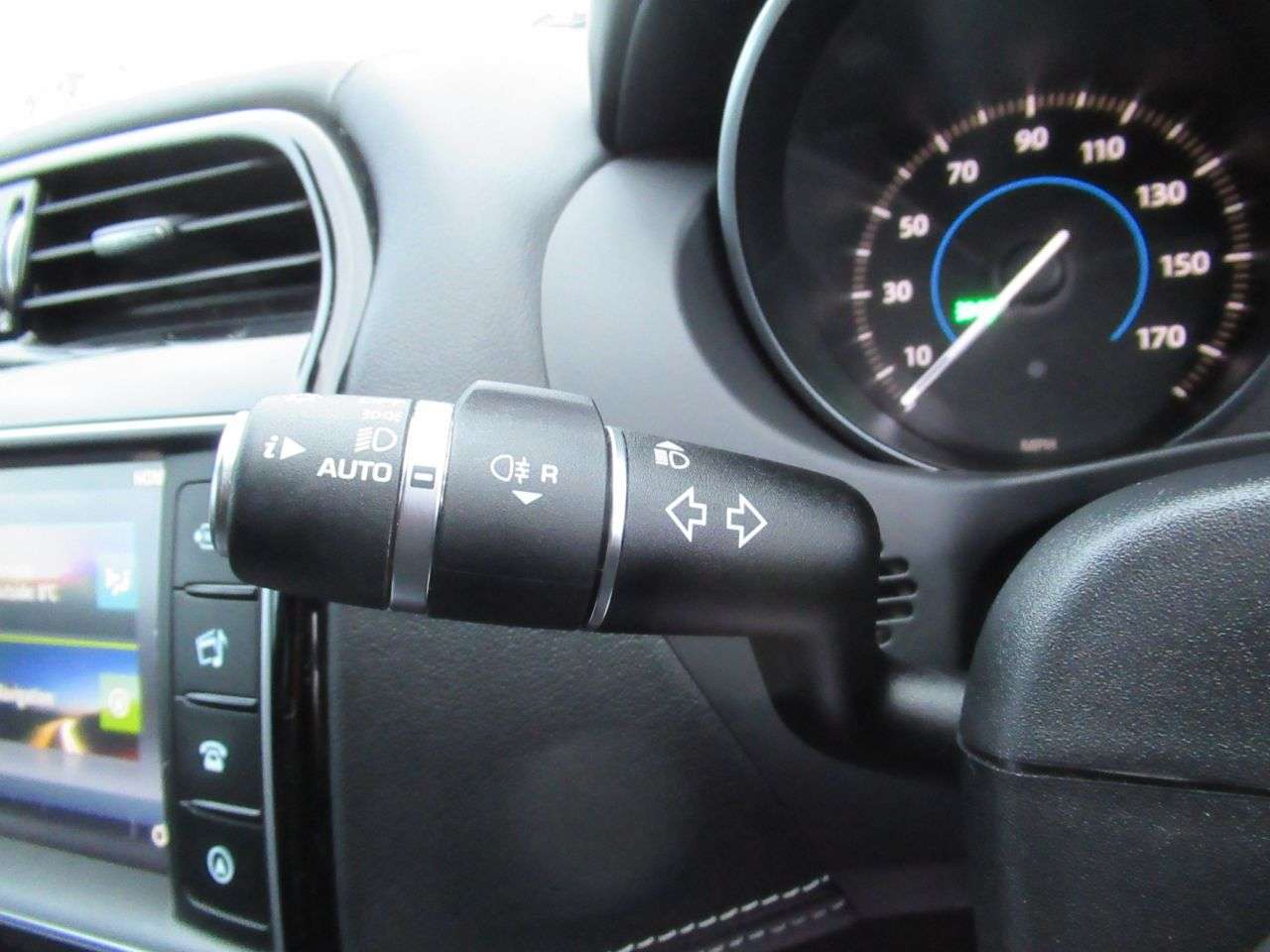 2017 JAGUAR XE 2017 JAGUAR XE