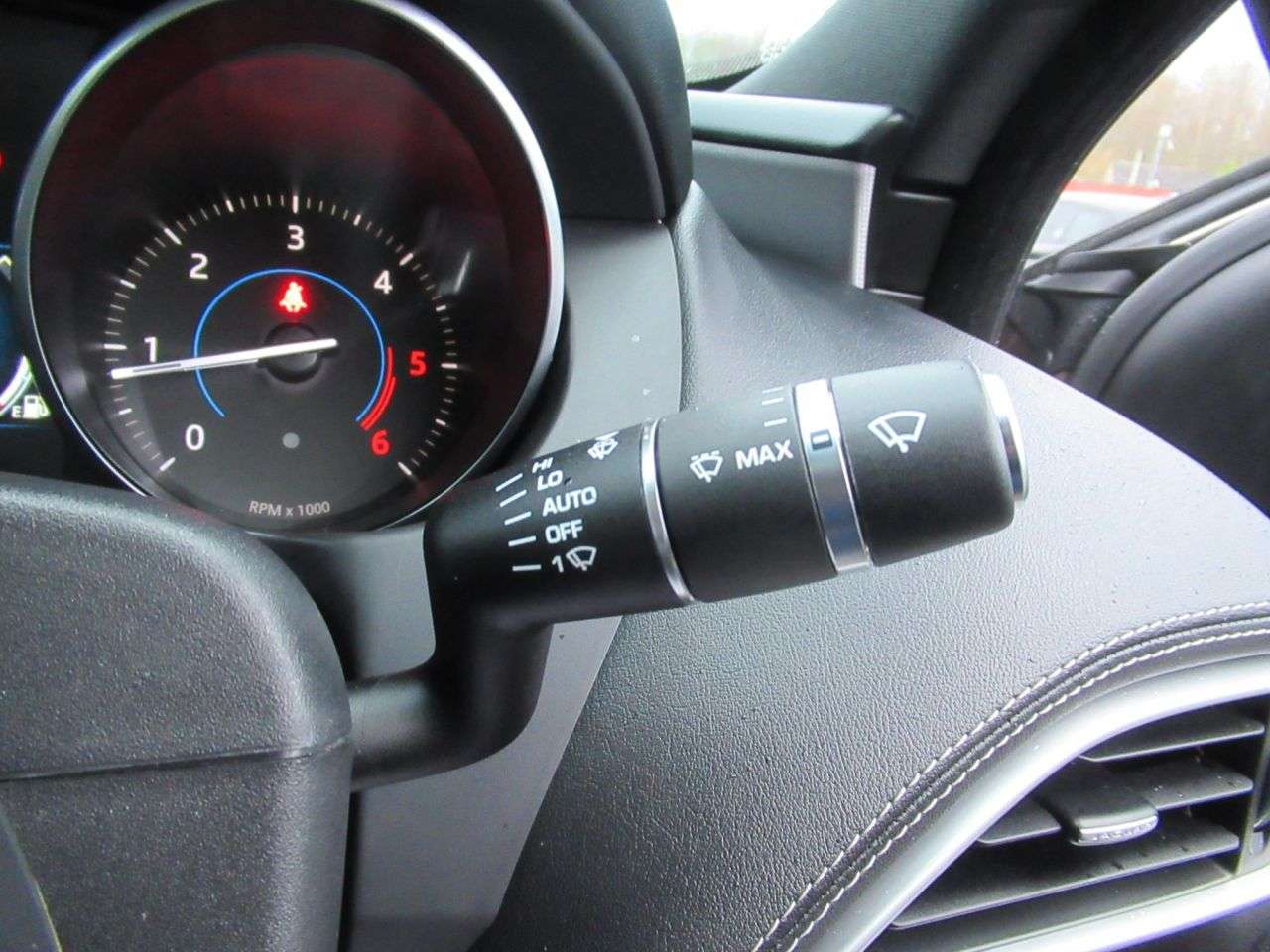 2017 JAGUAR XE 2017 JAGUAR XE