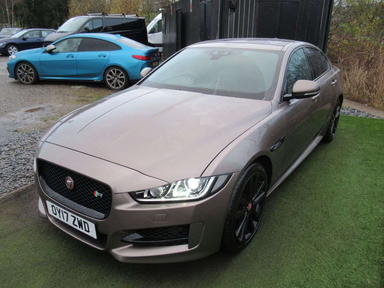 2017 JAGUAR XE 2017 JAGUAR XE