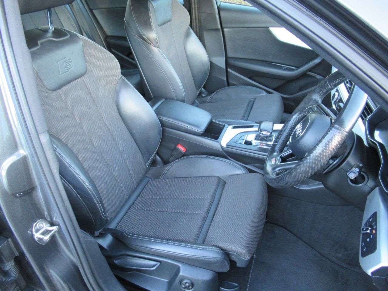 2017 AUDI A4 AVANT 2017 AUDI A4 AVANT