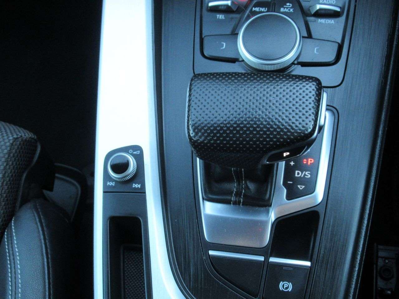 2017 AUDI A4 AVANT 2017 AUDI A4 AVANT